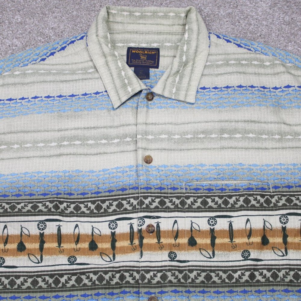 Woolrich Shirt Mens XL Blue/Green‎ w/ Fishing Lure AOP Cotton S/S Button Up